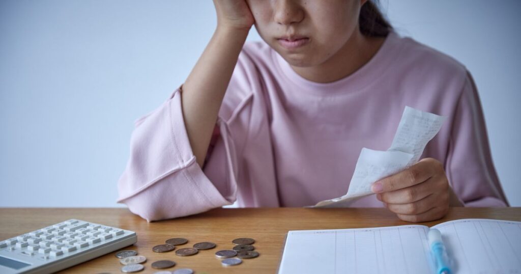 Apa itu Financial Anxiety? Ini Cara Mengatasinya dengan Mudah