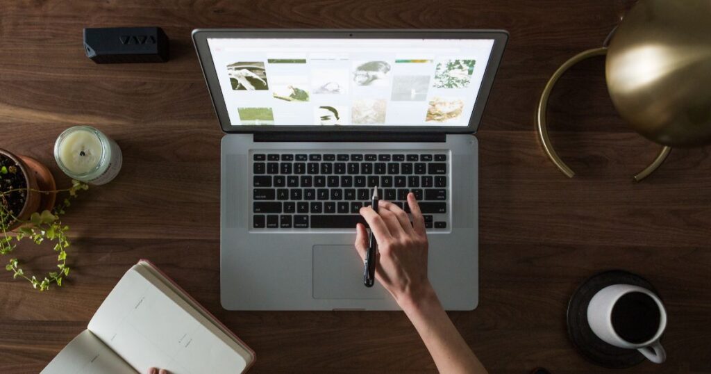 Manfaat Website bagi Perusahaan