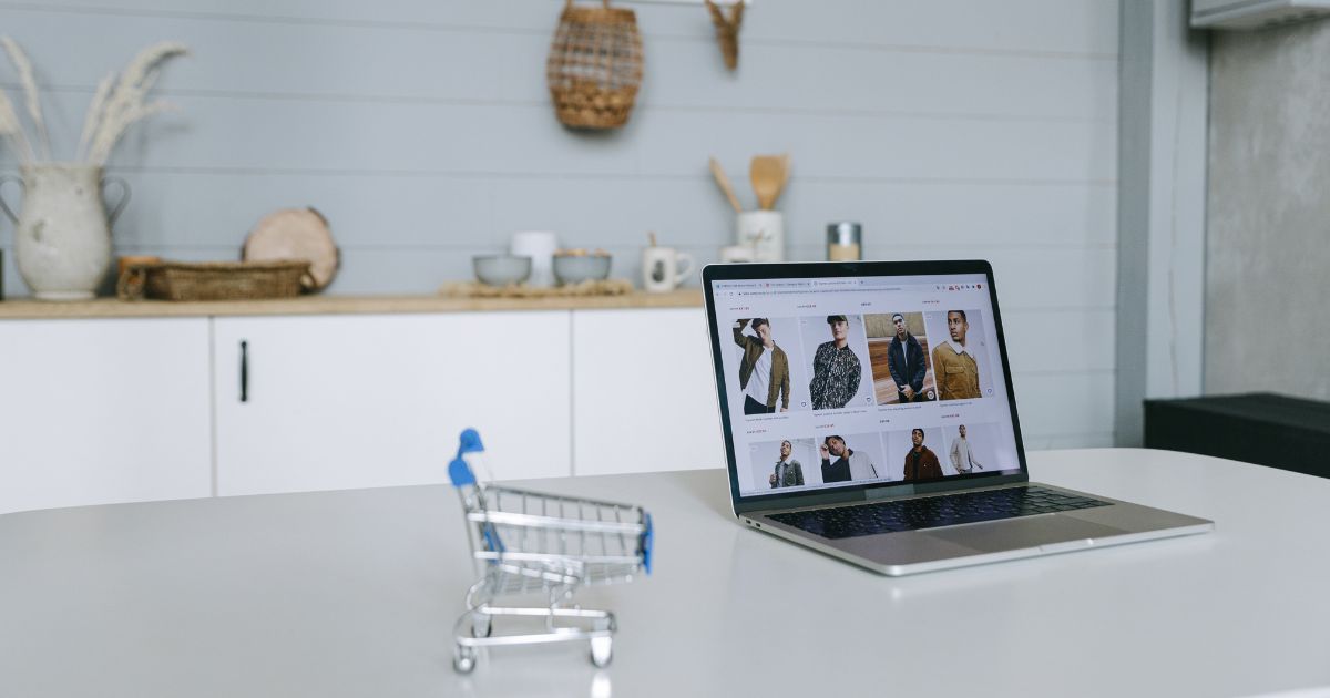 Keuntungan Bisnis Model B2C E-Commerce yang Jarang Diketahui